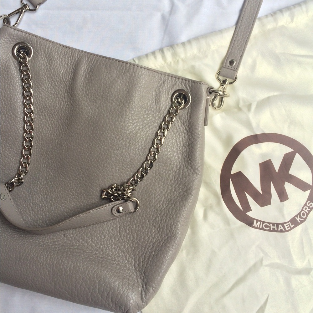 Michael Kors Gray Leather shoulder bag, Medium Jet Set comes w/o MK dust bag - Picture 2 of 8